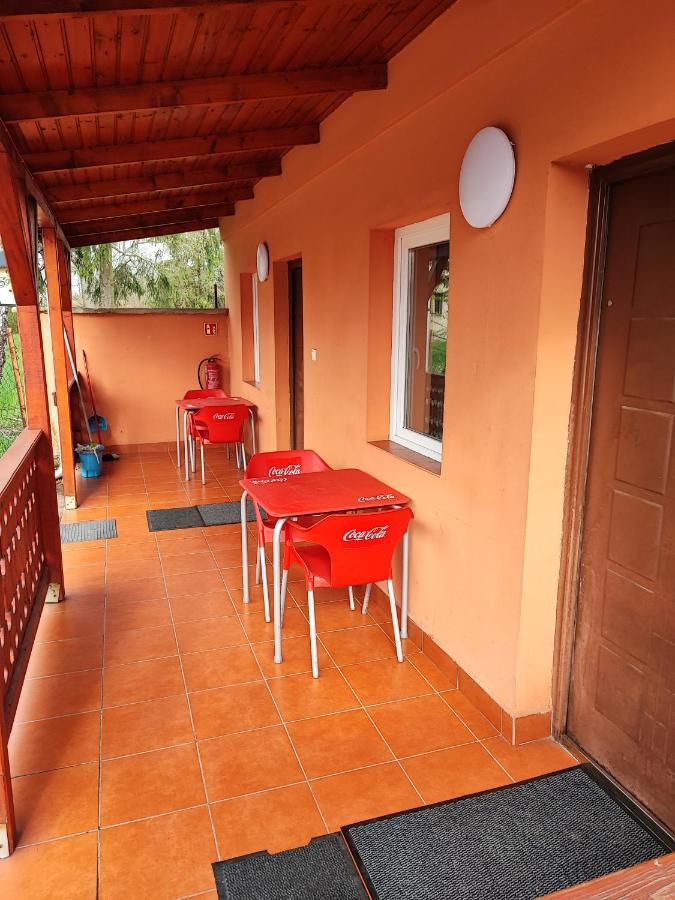 Havanna Etterem Es Vendeghaz Hotel Putnok Bagian luar foto