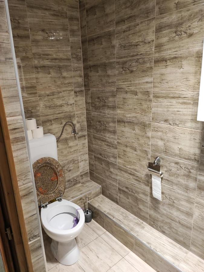 Havanna Etterem Es Vendeghaz Hotel Putnok Bagian luar foto